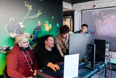 Энергия игры: Как прошла презентация UGREEN × Genshin Impact в Москве